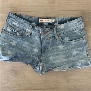 Levi Authentic Shorts, Size 3